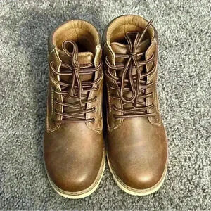 Eddie Bauer Boys Front Lace Up Boots Size 2